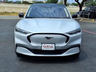 Ford Mustang Mach-E 2023 Premium 4p SUV