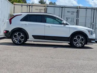 Kia Niro 2024 EX Touring 4p Crossover