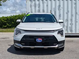 Kia Niro 2024 EX Touring 4p Crossover