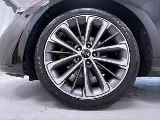 Kia Cadenza 2019 Tecnología 4p Sedan