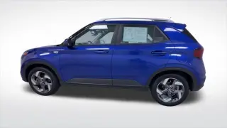 Hyundai VENUE 2024 Limited 4p Crossover