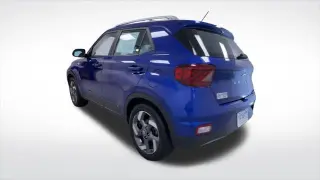 Hyundai VENUE 2024 Limited 4p Crossover