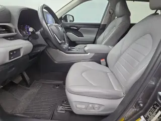 Toyota Highlander 2023 AWD L 4p SUV