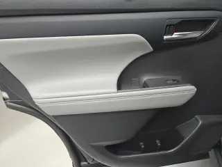 Toyota Highlander 2023 AWD L 4p SUV