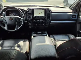 Nissan Titan 2021 4x4 SV 4dr Crew Cab 5.6 ft. SB