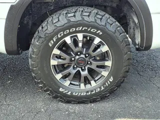 Nissan Titan 2021 4x4 SV 4dr Crew Cab 5.6 ft. SB