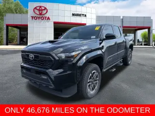 Toyota Tacoma 2024 4x2 SR5 4p Doble Cabina 5.0 ft SB