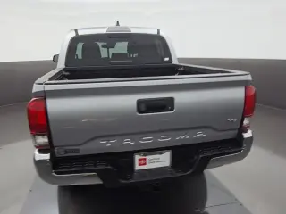 Toyota Tacoma 2023 4x2 TRD Todo Terreno 4p Doble Cabina 5.0 ft SB