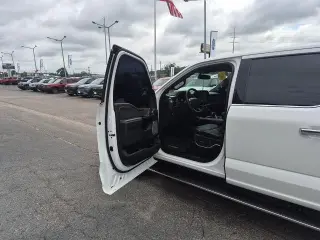 Ford F-150 2022 4x4 XL 4dr SuperCrew 5.5 ft. SB