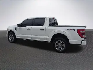 Ford F-150 2022 4x4 XL 4dr SuperCrew 5.5 ft. SB