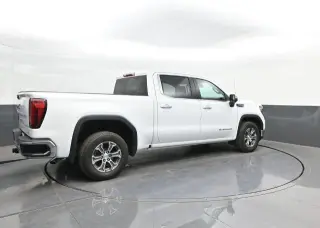 GMC Sierra 1500 2026 4x2 SLT 4dr Crew Cab 5.8 ft. SB