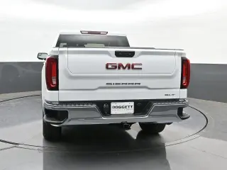 GMC Sierra 1500 2026 4x2 SLT 4dr Crew Cab 5.8 ft. SB
