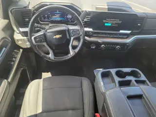Chevrolet Silverado 1500 2022 4x2 LT 4dr Crew Cab 5.8 ft. SB