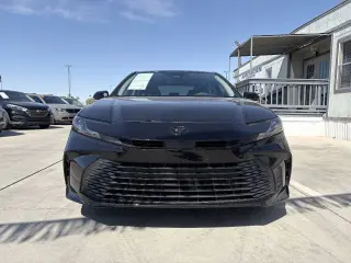 Toyota Camry 2025