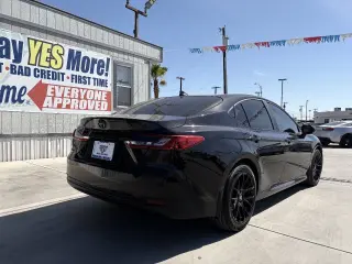 Toyota Camry 2025