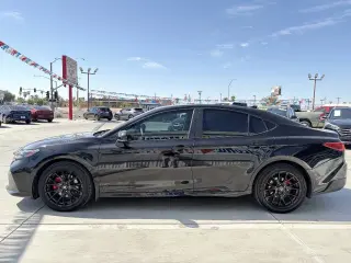 Toyota Camry 2025