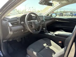 Toyota Camry 2025