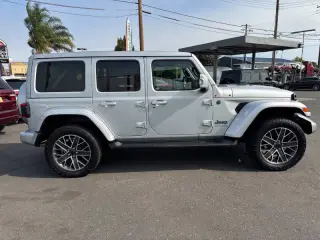 Jeep Wrangler 2024