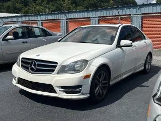 Mercedes-Benz Clase C 2014 C 250 Luxury Sedán de 4 puertas