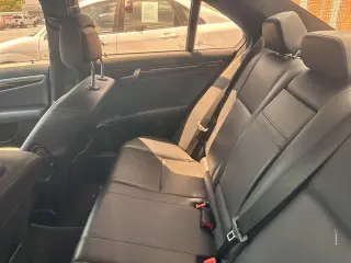 Mercedes-Benz Clase C 2014 C 250 Luxury Sedán de 4 puertas