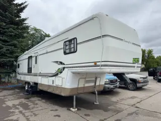 1996 Newmar Kountry Star