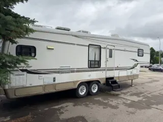 1996 Newmar Kountry Star