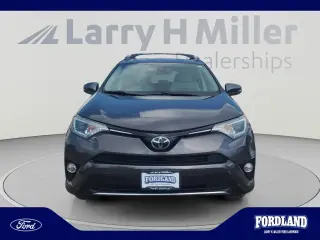 Toyota RAV4 2017 AWD XLE 4p SUV