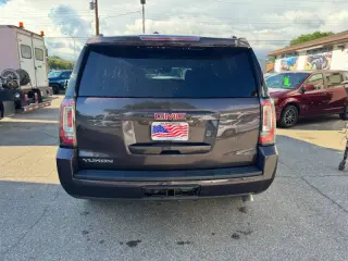 2015 GMC Yukon