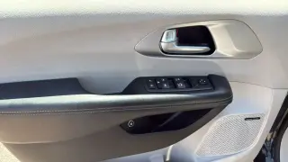 Chrysler Pacifica Hybrid 2018 Limited 4dr Mini-Van