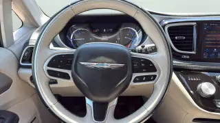 Chrysler Pacifica Hybrid 2018 Limited 4dr Mini-Van