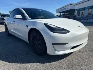 Tesla Model 3 2021 Rango Estándar Plus 4p Sedán