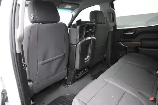 Chevrolet Silverado 1500 2021 4x2 RST 4p. Cabina de Tripulante 5,8 pies CB