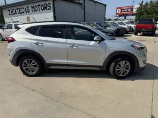 Híbrido Hyundai Tucson del año 2017