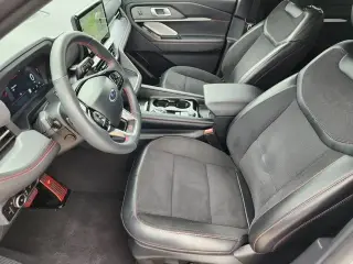 Ford Explorer 2025 AWD ST SUV de 4 puertas