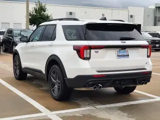 Ford Explorer 2025 AWD ST SUV de 4 puertas