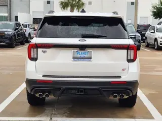 Ford Explorer 2025 AWD ST SUV de 4 puertas