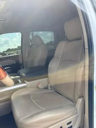 Ram 2500 2018 4x4 Laramie Cabina Tripdoor 6.3 ft SB (corta)
