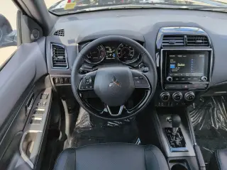 Mitsubishi Outlander Sport 2026 SEL AWD, crossover de 4 puertas