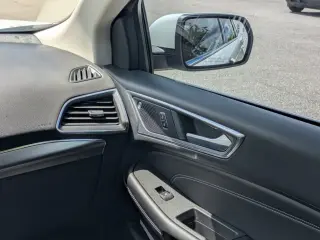 Ford Edge 2022 AWD Titanium 4p Crossover