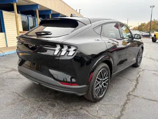 Mustang Mach-E 2025 Ford