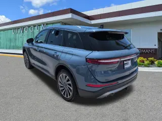 Lincoln Corsair 2023 AWD Reserve SUV 4 puertas