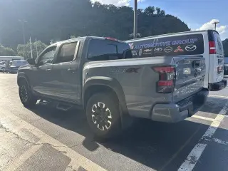 Nissan Frontier 2024 4x4 PRO-4X 4p. Cabina Crew 5 ft. SB