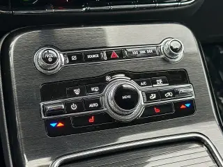 Lincoln Nautilus 2023 Estándar SUV 4p