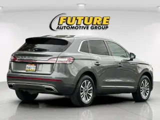 Lincoln Nautilus 2023 Estándar SUV 4p
