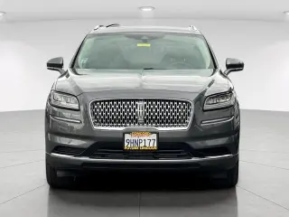 Lincoln Nautilus 2023 Estándar SUV 4p