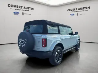 Ford Bronco 2023 4x4 Black Diamond Advanced 4dr SUV