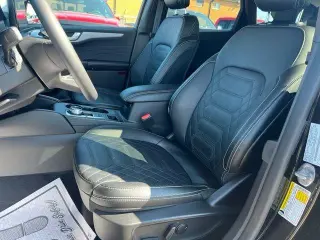 Ford Escape 2023 AWD Platinum 4dr SUV