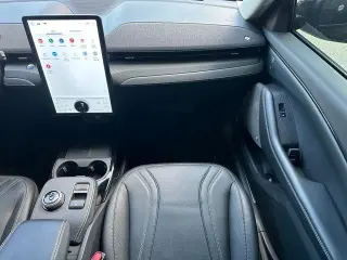 Ford Mustang Mach-E 2023 AWD Premium 4dr SUV