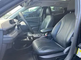 Ford Mustang Mach-E 2023 AWD Premium 4dr SUV