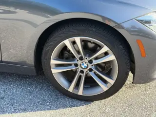 BMW Serie 3 2018 AWD 330i xDrive 4dr Sedán